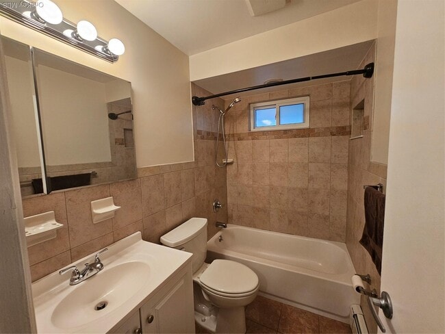 Building Photo - 36 Harrison Pl