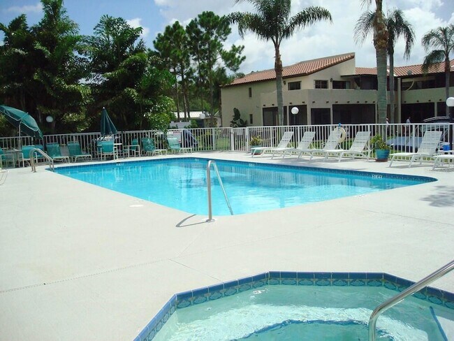 Building Photo - 2571 Cyprus Dr