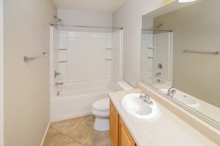 Building Photo - 40275 W Helen Ct
