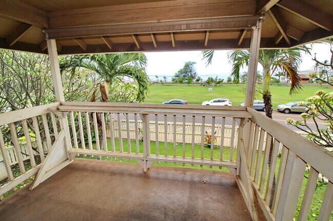 Building Photo - Kihei Villages Upper-Level Front Row Ocean...