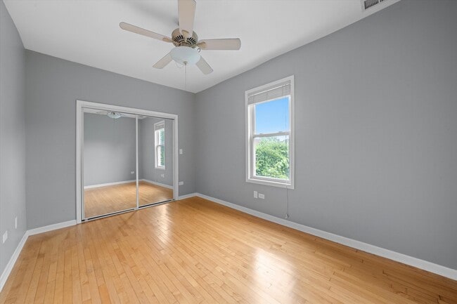 Building Photo - 1756 N Karlov Ave