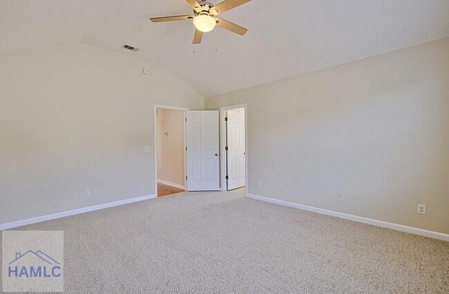 Building Photo - 7 Limestone Ln