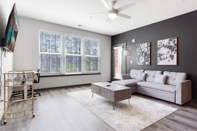 Primary Photo - 1540 Dunn Rd