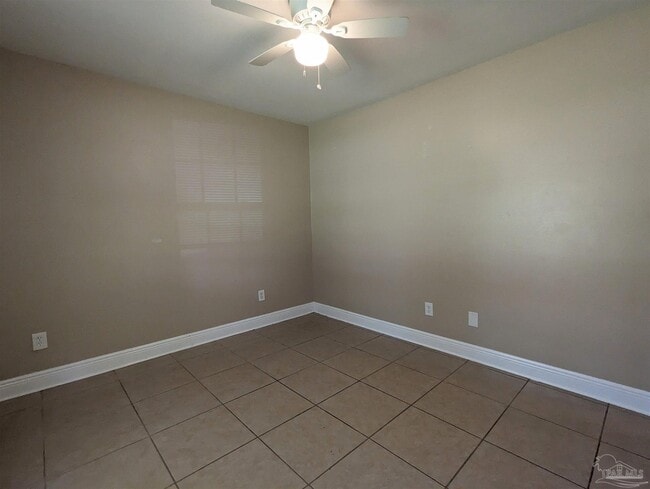 Building Photo - 815 Brook Meadow Ln