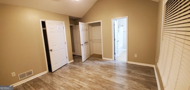 Building Photo - 340 Twin Point Way