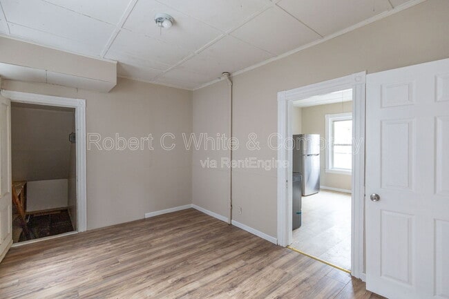 Building Photo - 314 Norwich Ave