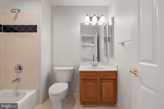 Building Photo - 9185 Topaz St