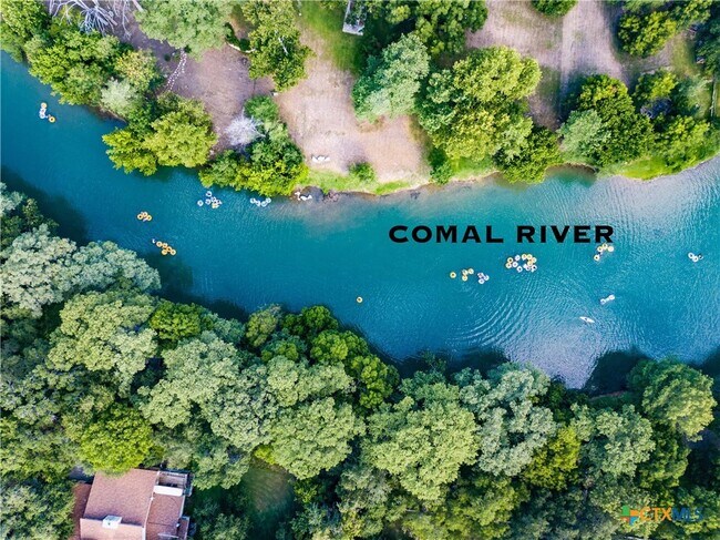 Building Photo - 262 Clemens Ave