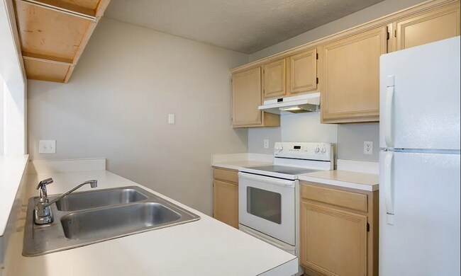 Building Photo - 2591 Gotts Ln