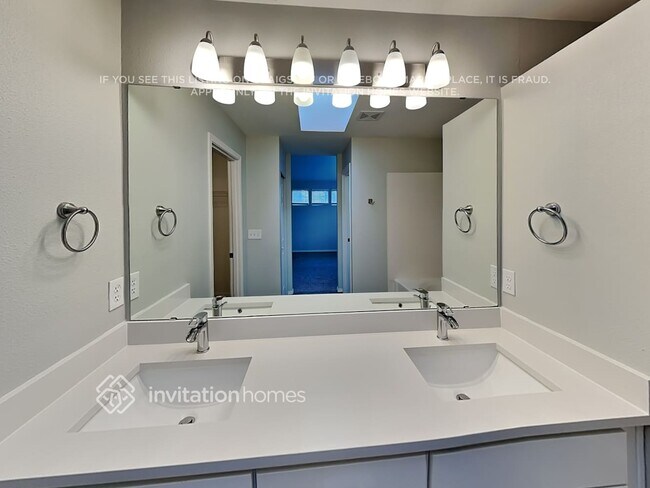 Building Photo - 17230 Ironwood St