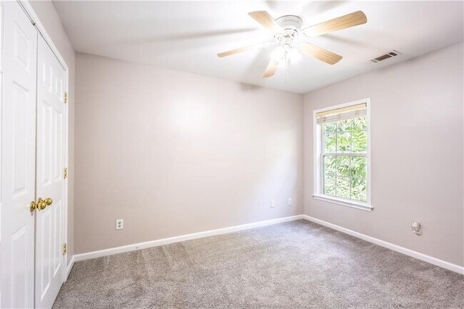 Building Photo - 1545 Anna Ruby Ln