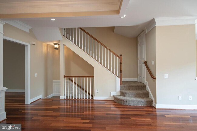Building Photo - 2444 Terra Cotta Cir
