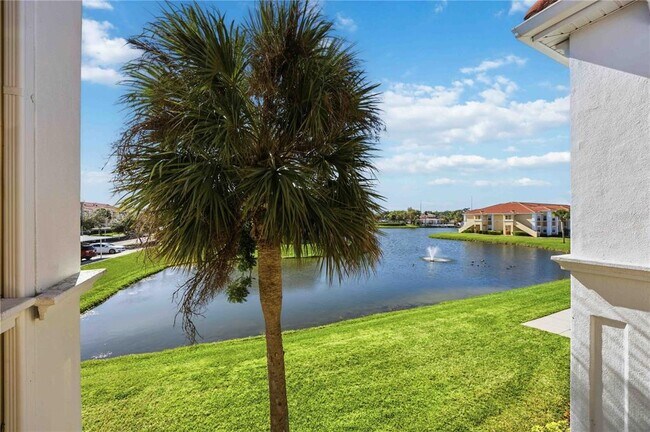 Building Photo - 2950 Viscaya Pl