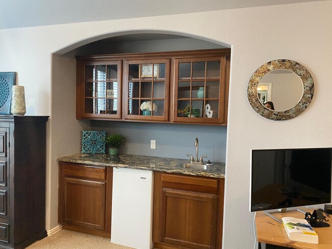 Building Photo - 241 Carrington Ln