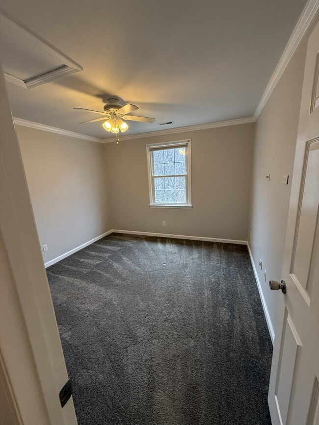 Building Photo - 9228 Pebble Creek Way