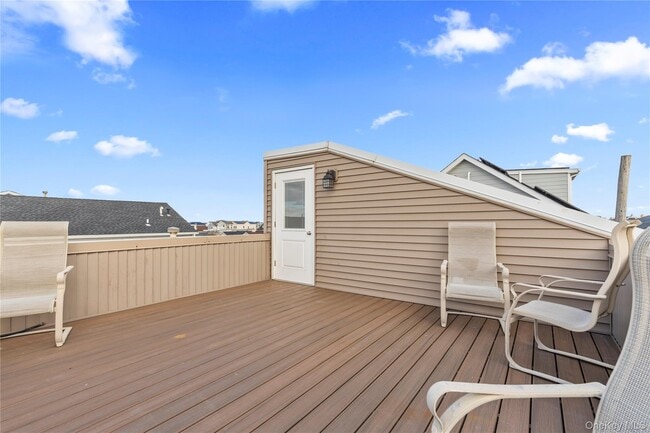 Building Photo - 40 New Hampshire St