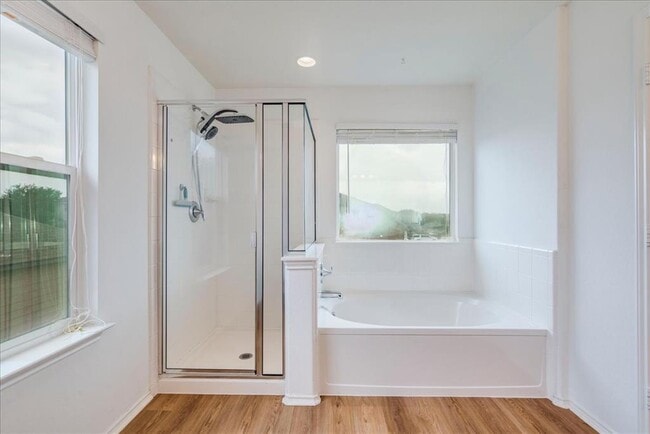 Building Photo - 401 Waterleaf Blvd
