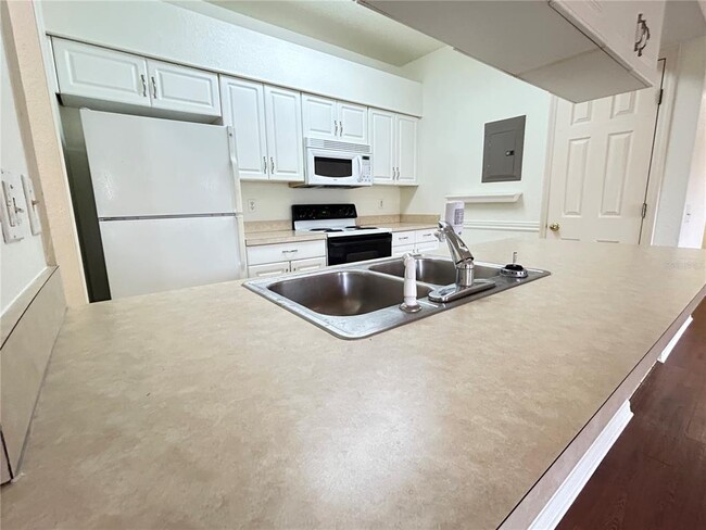 Building Photo - 1004 Eagle Pond Dr