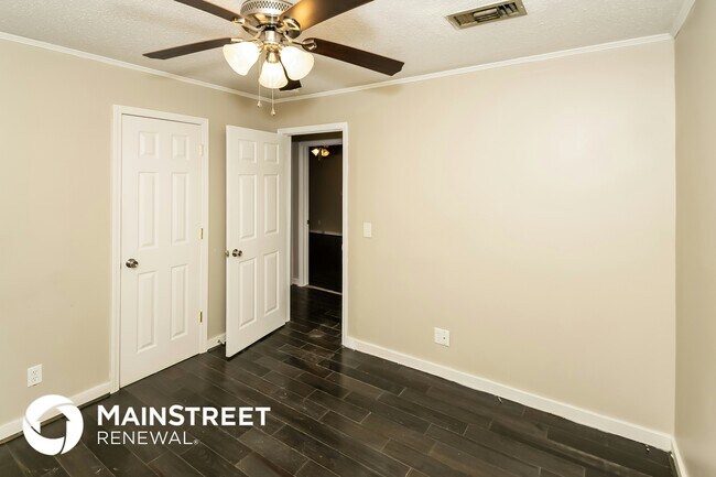 Building Photo - 1009 Timber Brook Cir