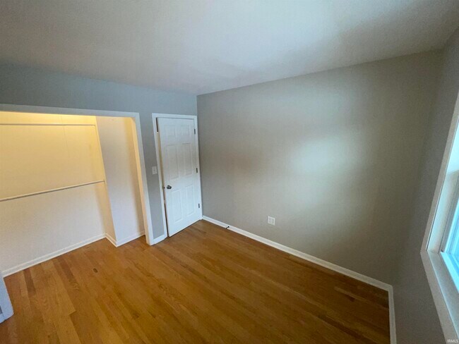 Building Photo - 4101 E Boltinghouse Rd