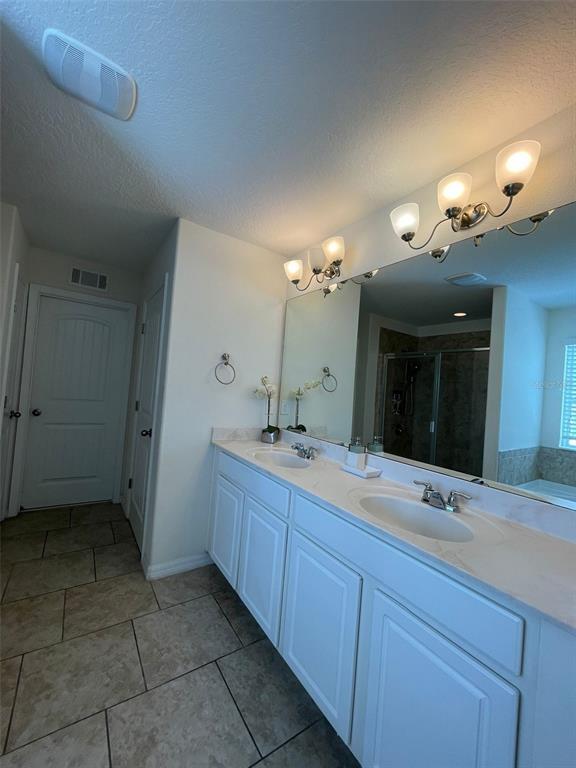 Building Photo - 2342 Beacon Landing Cir
