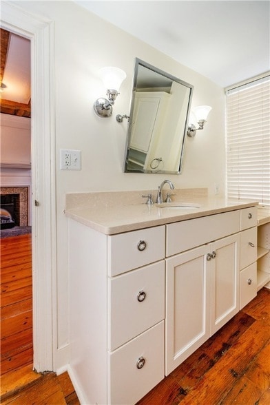 Building Photo - 19 King St