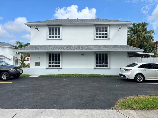 Building Photo - 19372 SW 103rd Ct
