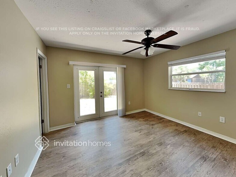 Building Photo - 3508 Kingswood Dr