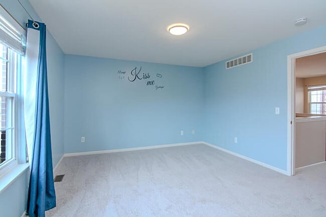 Building Photo - 448 Cherry Orchard Rd