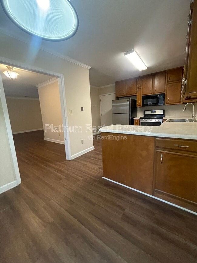 Building Photo - 3665 Orchard St