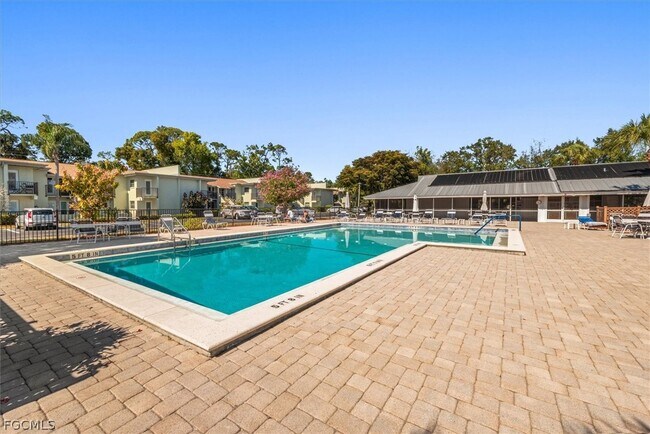 Building Photo - 7400 College Pkwy