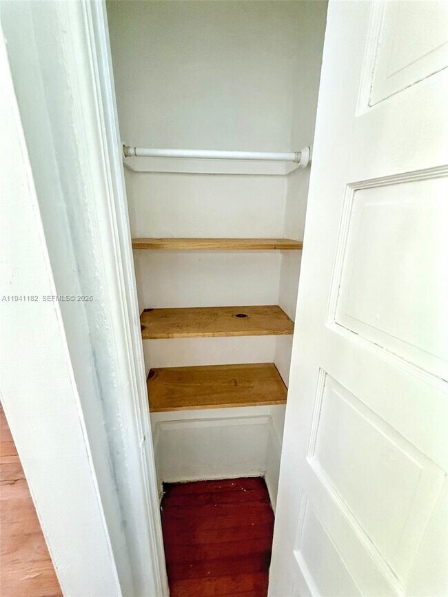 Building Photo - 7615 Biscayne Blvd