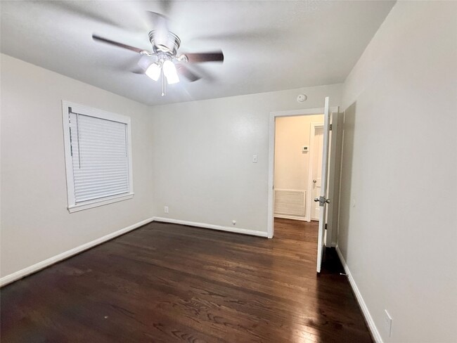 Building Photo - 1232 San Felipe St