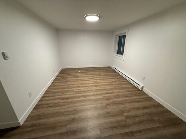 Building Photo - 3 Bedroom Townhome in FC!