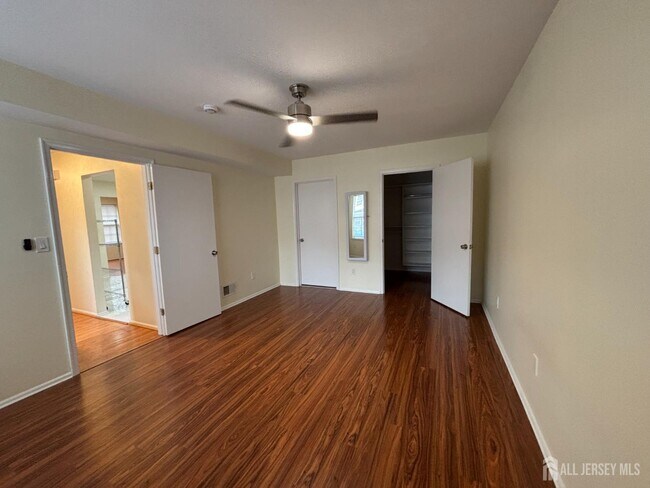 Building Photo - 1301 Plymouth Rd