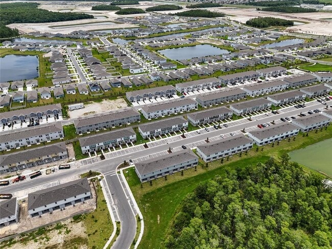 Building Photo - 3094 Skyline Lp