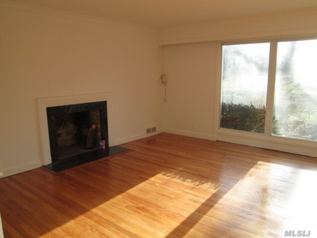 Building Photo - 164 Wildwood Rd