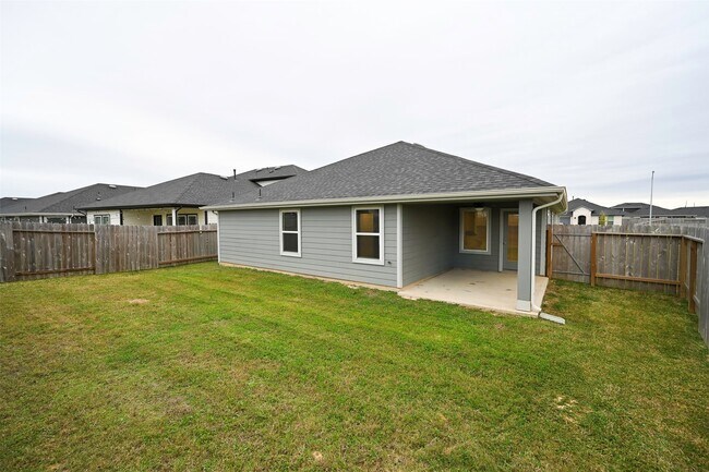 Building Photo - 31730 Hallington Hl Ln