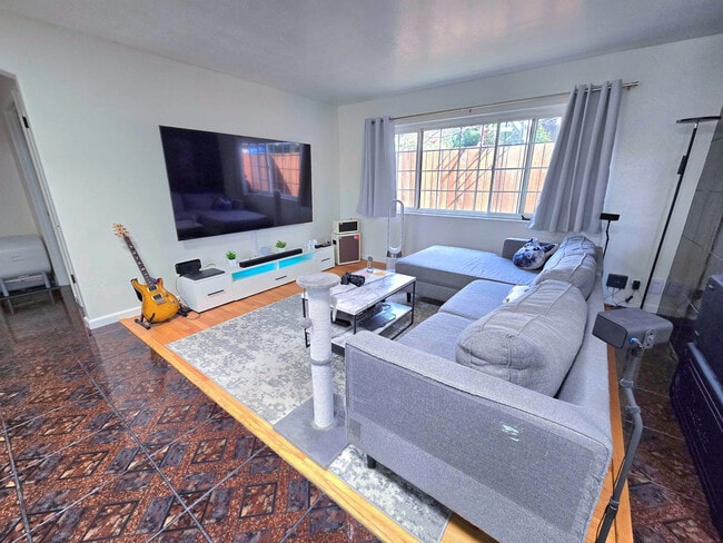 Living Room - 2946 E 29th St