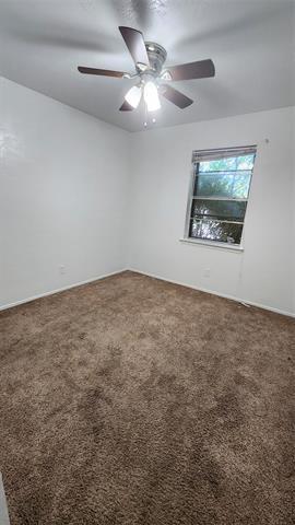 Building Photo - 520 Sweetbriar Dr