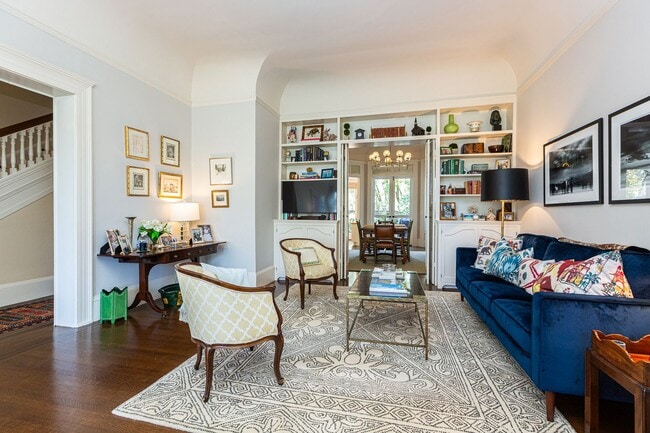 Building Photo - HUGE 5+BR/4.5BA Four Story Presidio Hts./ Laurel Village Home! Garage! Flat Yard!  PROGRESSIVE