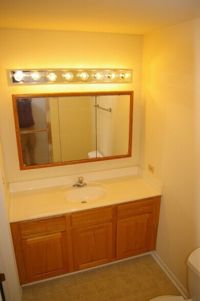 Building Photo - 314 Morningside Dr