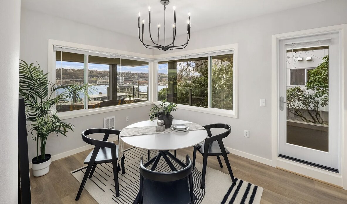 Building Photo - 1768 Aurora Ave N