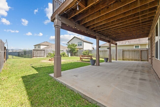 Building Photo - 5710 Pampus Prairie Rd