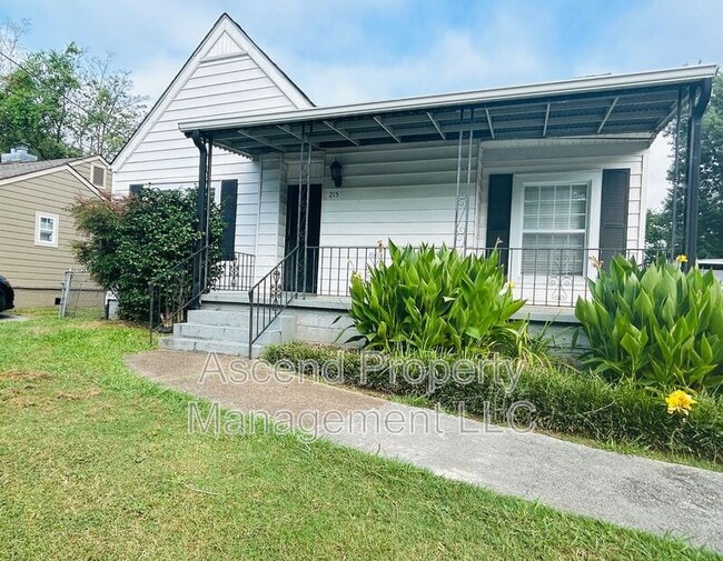 Building Photo - 215 S Moore Rd