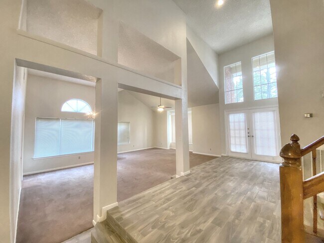 Building Photo - 14818 Chetland Pl Dr