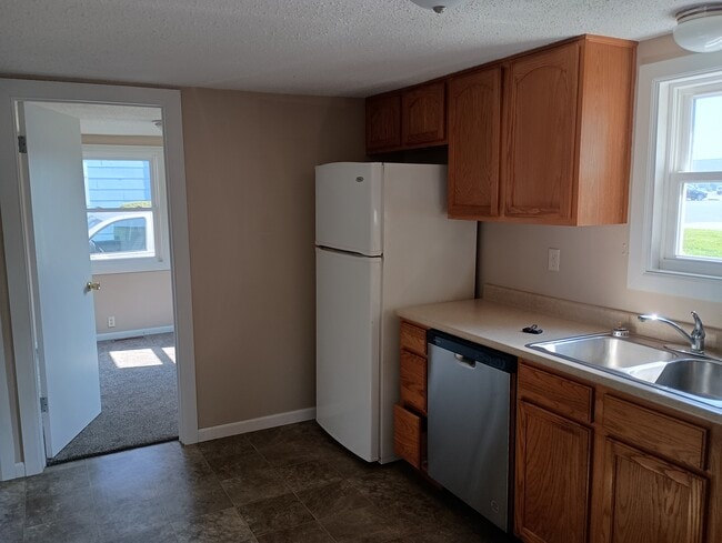 Building Photo - Unit 23