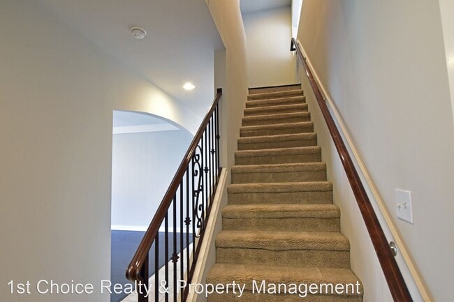 Building Photo - 3 br, 2.5 bath House - 6275 Windemere