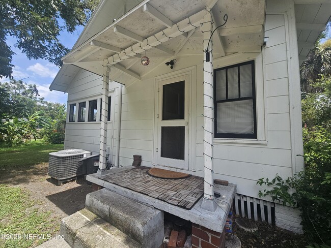Building Photo - 3680 Rosemary St