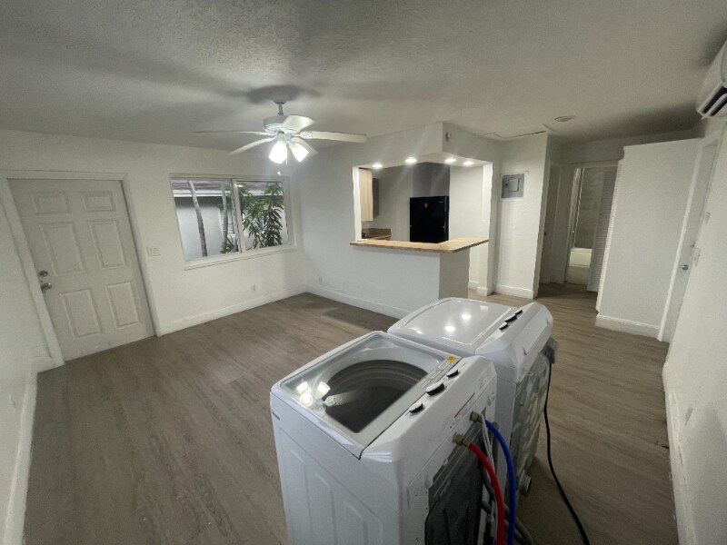 Building Photo - 2160 NW 29th St